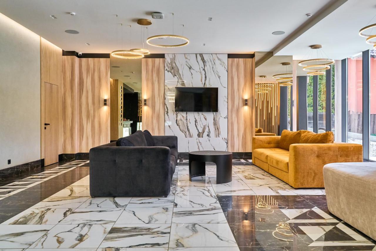 Fomich Residence Bukoveľ Exteriér fotografie