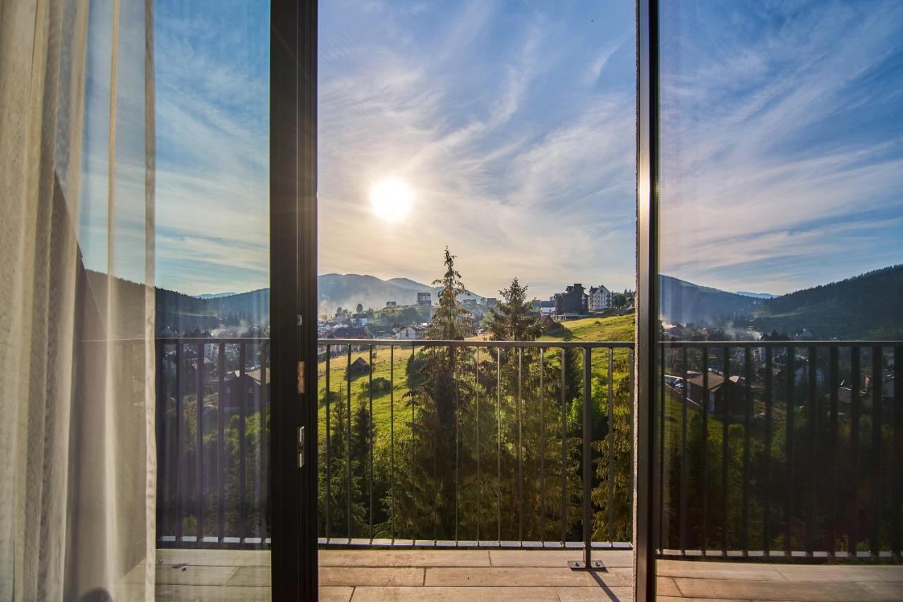Fomich Residence Bukoveľ Exteriér fotografie