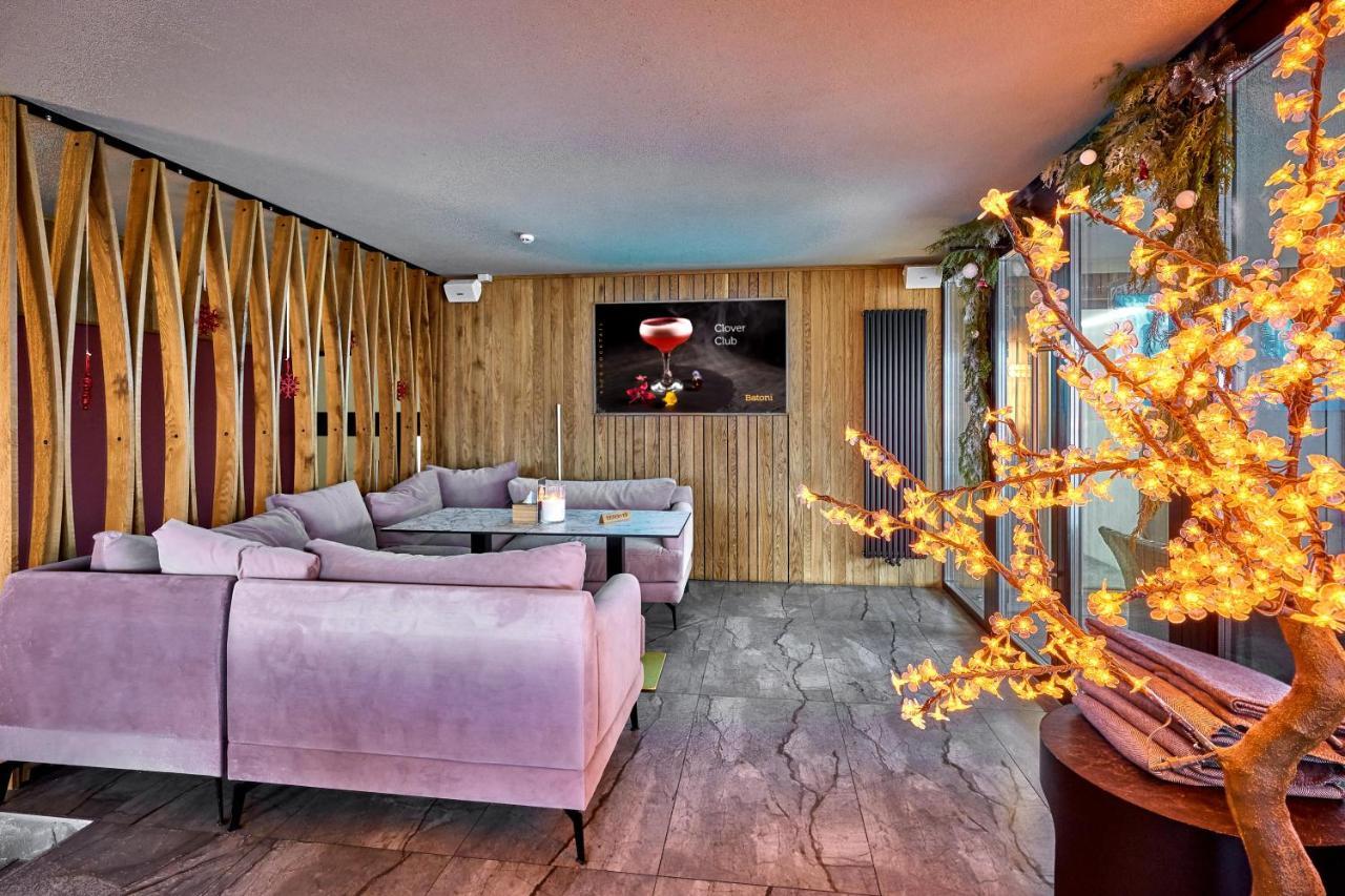 Fomich Residence Bukoveľ Exteriér fotografie